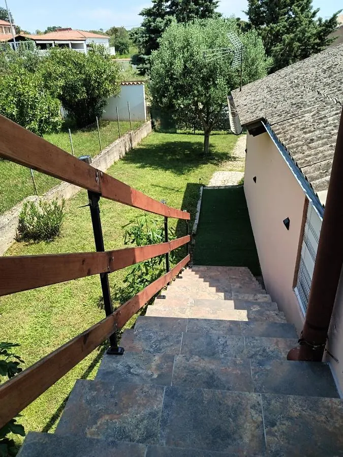 Apartment Simona - Extra Comfort With Large Terrace And Jacuzzi Barbariga